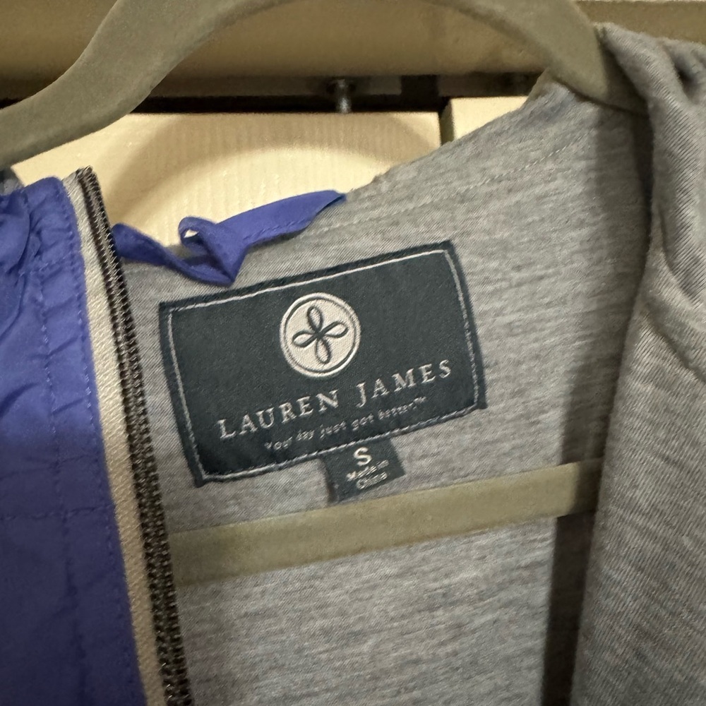 Lauren James lavendar windbreaker rain jacket hood hideaway pockets sz small - Picture 3 of 6